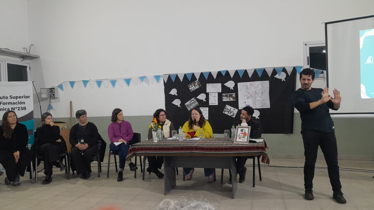 Imagen de Creando puentes entre las luchas por los Derechos Humanos